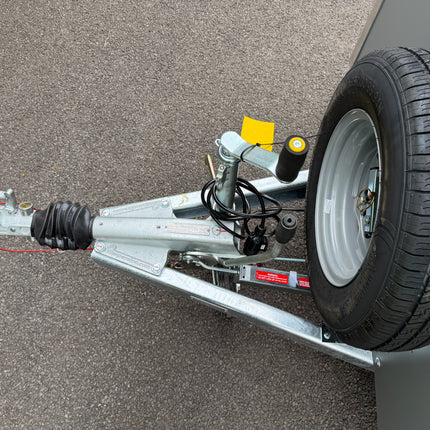 Indespension TAV5H Box Trailer - 2700kg