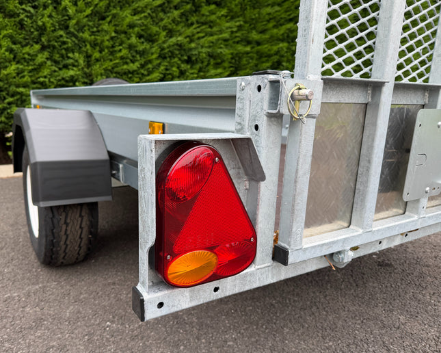 Indespension Unbraked 8' X 4' Single Axle Trailer (Ramptail)