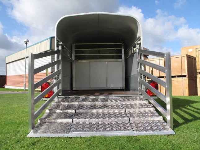 Indespension Unbraked 8' x 4' x 4'H Livestock Trailer