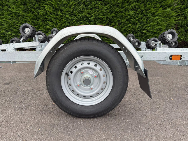 Indespension Roller Coaster 3 - 1100kg Marine Trailer