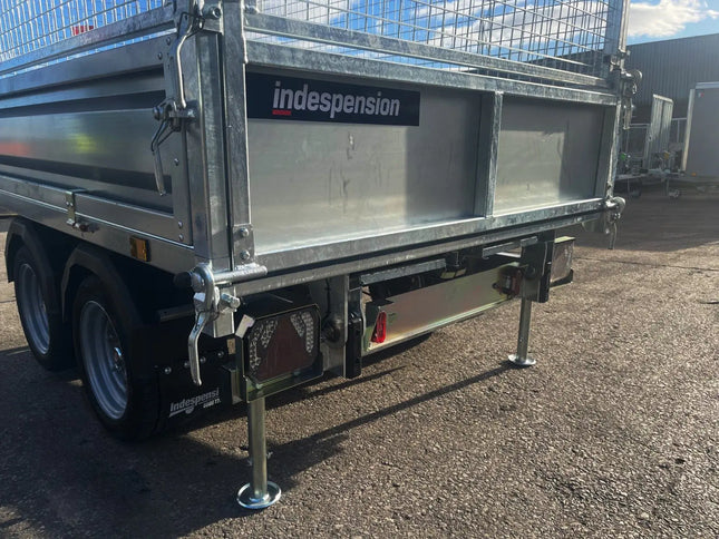 8'1 X 5'3 Electric Rear Tipper Trailer