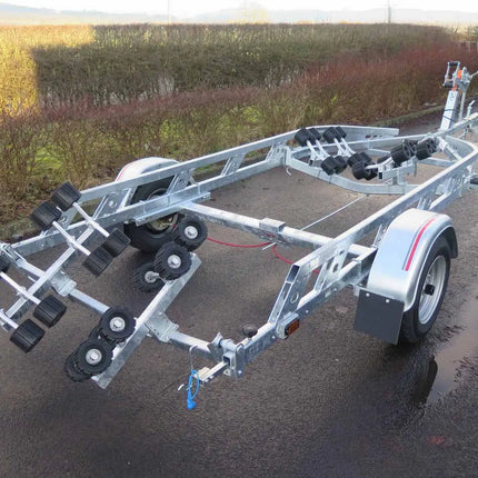 Indespension Roller Coaster 10 - 1650kg Marine Trailer