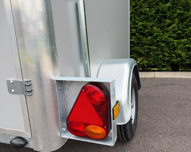 Indespension TAV1 Box Trailer - 750kg