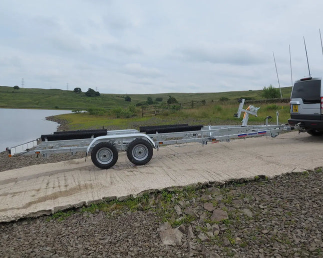 Indespension Big Dipper 2 - 2400kg Marine Trailer