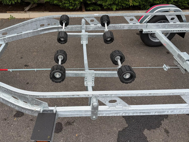 Indespension Roller Coaster 5 - 1300kg Marine Trailer