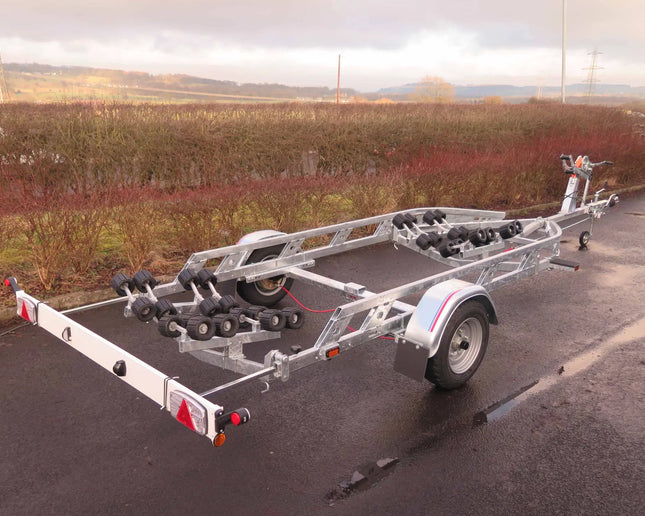 Indespension Roller Coaster 10 - 1650kg Marine Trailer
