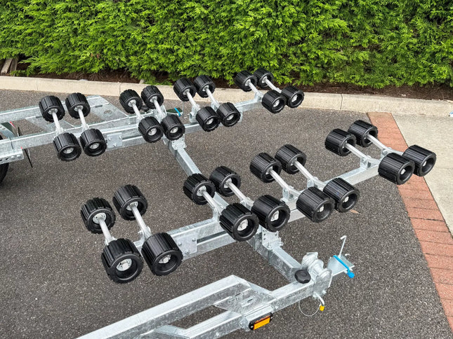 Indespension Super Roller Coaster 10 - 3500kg Marine Trailer